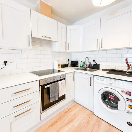 Modern With Fast Wifi And Kitchen * Leixlip